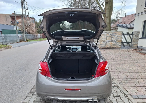 Peugeot 208 cena 28900 przebieg: 198000, rok produkcji 2015 z Stopnica małe 742